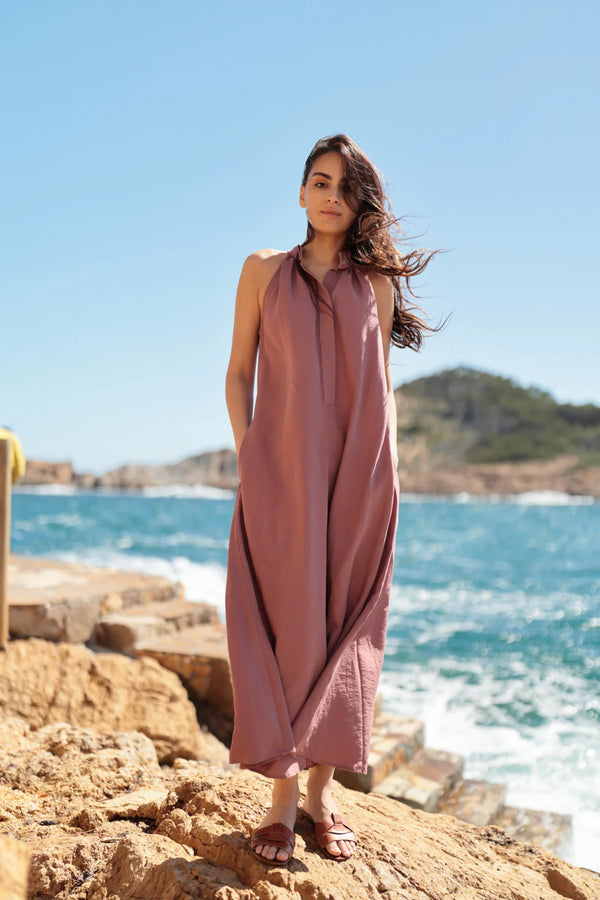 LONG SLEEVELESS DRESS