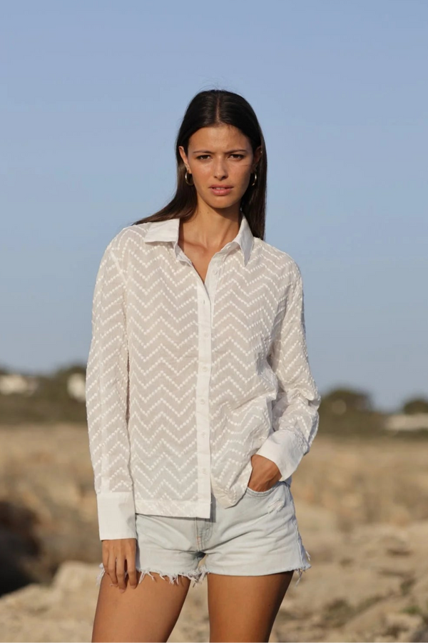 EMBROIDERED WHITE SHIRT