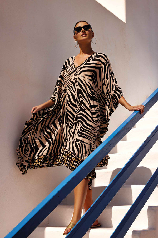LONG ZEBRA PONCHO